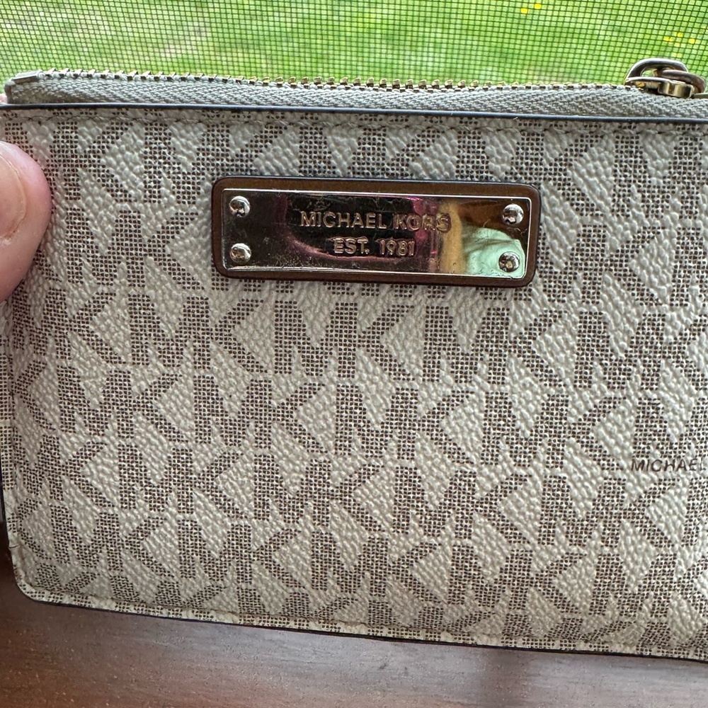 NWOT Michael Kors Beige Monogram Wristlet